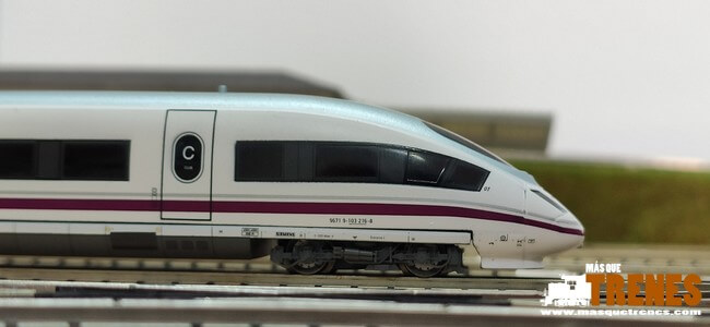 AVE Arnold S-103
